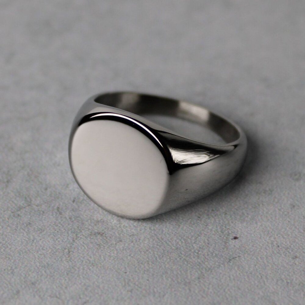 Silver Oval Signet Ring size 7-12